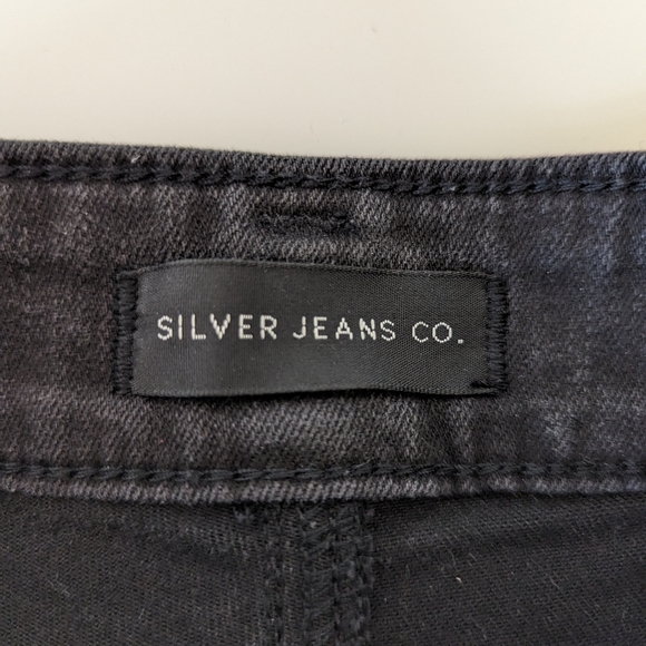 Silver Jeans Boyfriend Short - Picture 4 of 9
